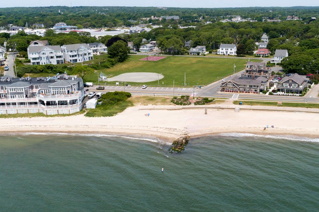 39 Grand Avenue, Falmouth Heights, MA 02540 Sotheby's International