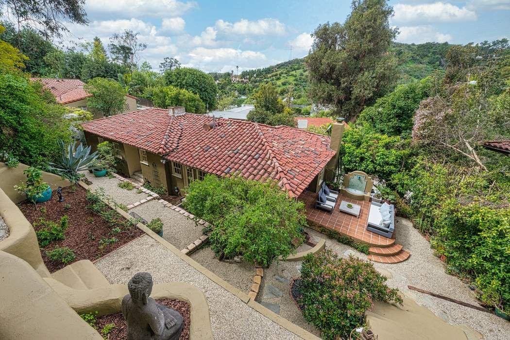 2763 Outpost Drive Los Angeles, CA 90068