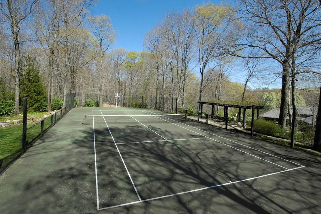 105 Conyers Farm Drive, Greenwich, CT 06831 Sotheby's International