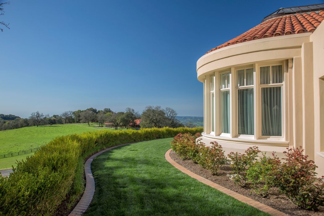 Sonoma Mountain Ranch Petaluma, CA 94954 Sotheby's International Realty, Inc.