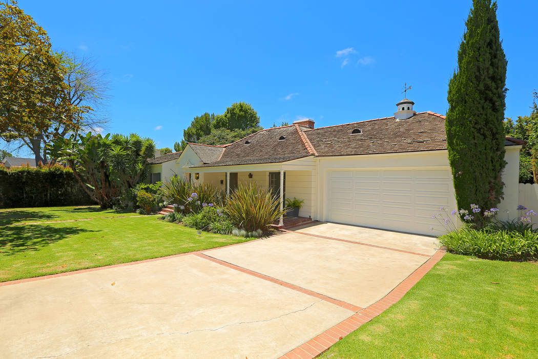 429 N. Bundy Drive, Los Angeles, CA 90049 Sotheby's International Realty, Inc.