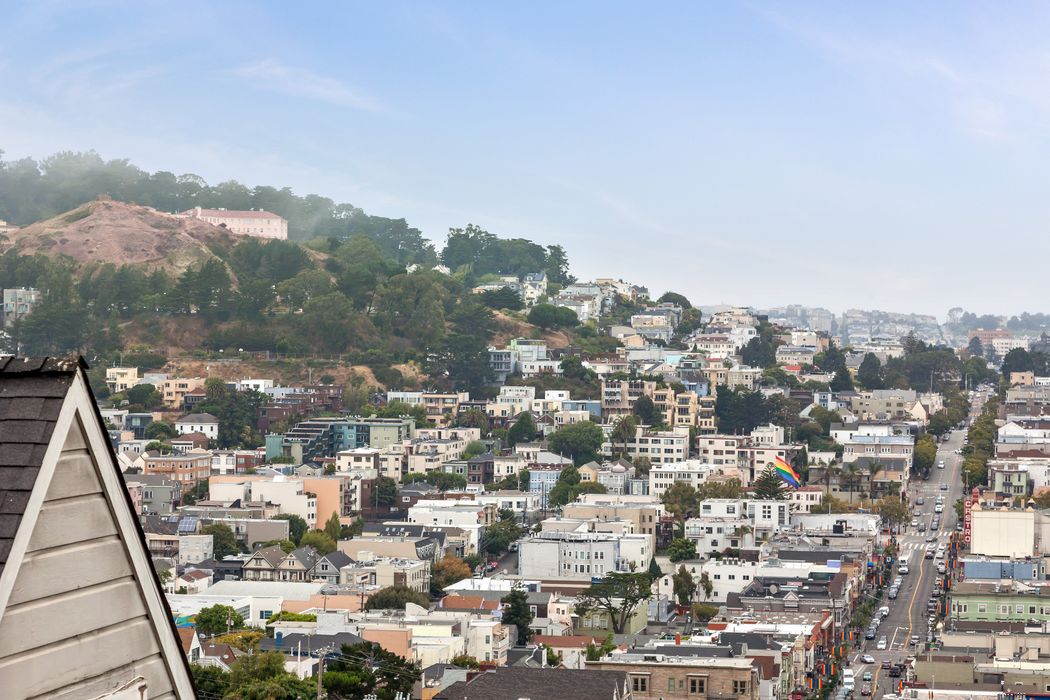 Modern Top Floor Eureka Valley Condo San Francisco, CA 94114 Sotheby