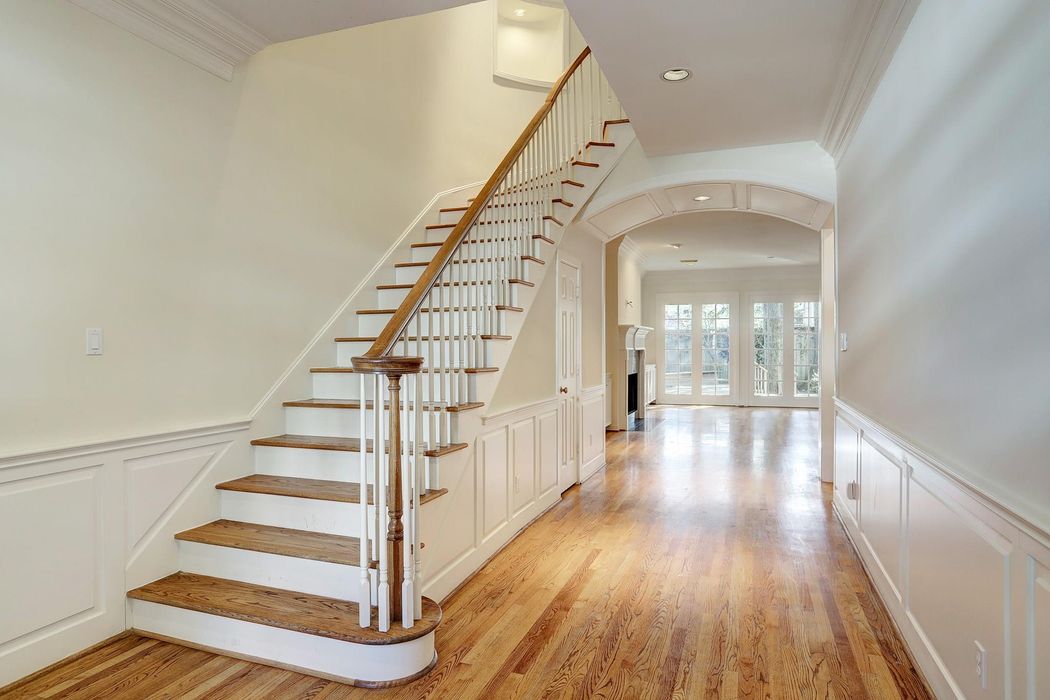 1311 Nantucket Drive Houston Tx 77057 Sotheby S International