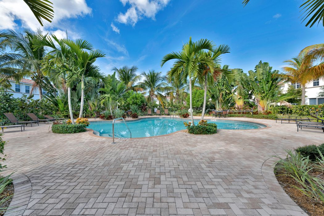 4683 Tara Cove Way , West Palm Beach, FL 33417 Sotheby's