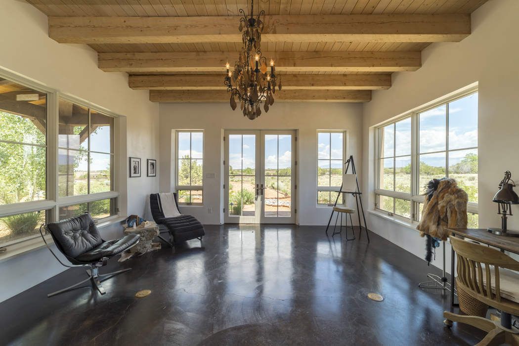 150 Paseo Aragon, Santa Fe, NM 87506 Sotheby's International Realty, Inc.