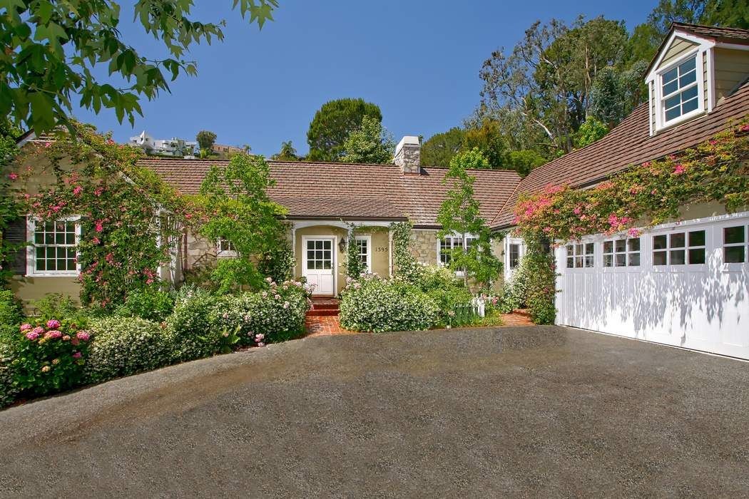 1395 N Doheny Drive, Los Angeles, CA 90069 Sotheby's International