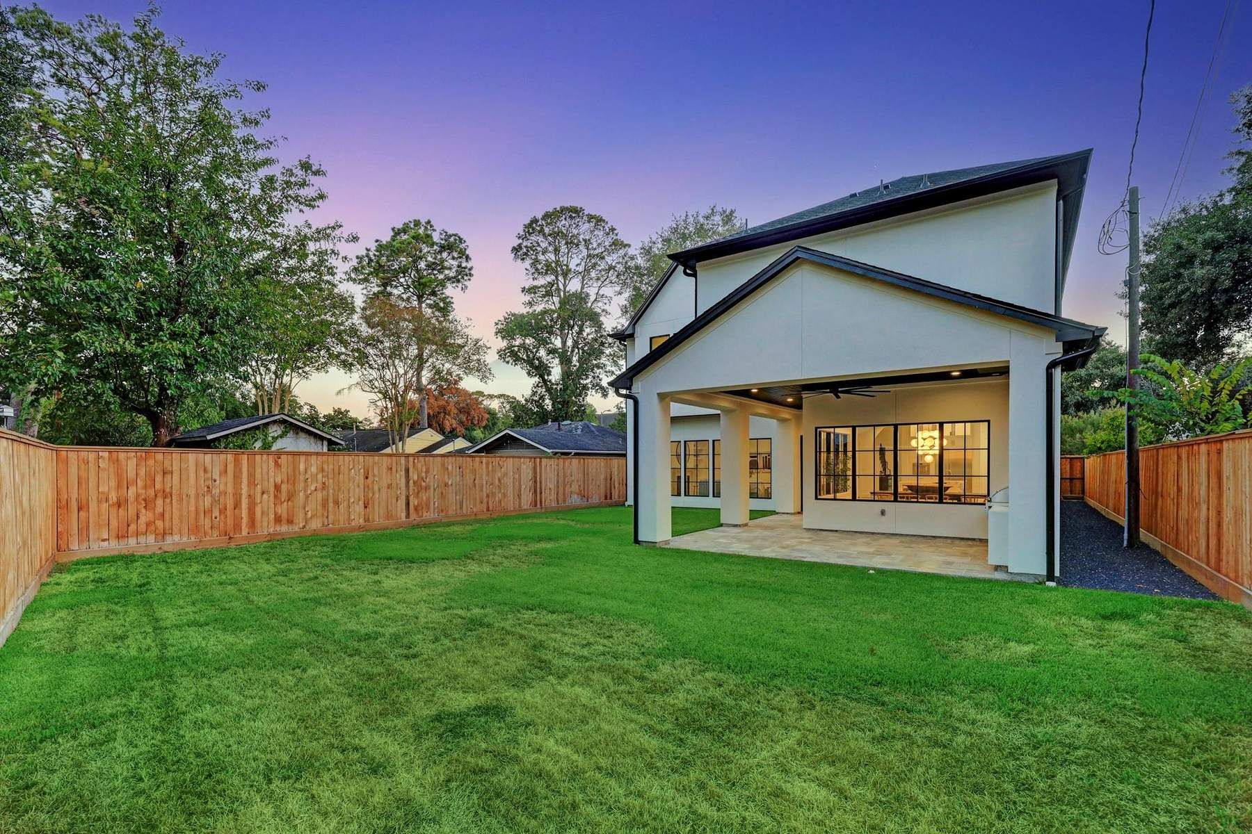 1638 Latexo Drive, Houston, TX 77018