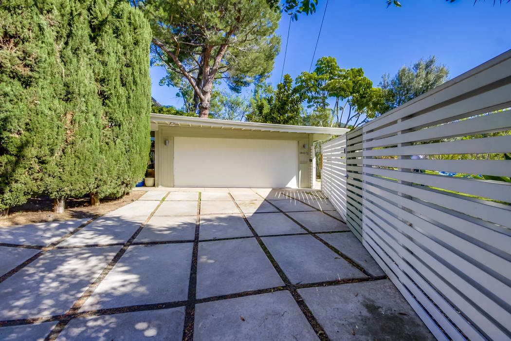 5945 1/2 Graciosa Drive, Los Angeles, CA 90068 Sotheby's