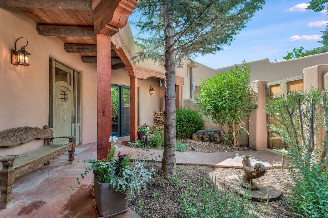 543 Garcia St Santa Fe Nm 87505 Sothebys International - 