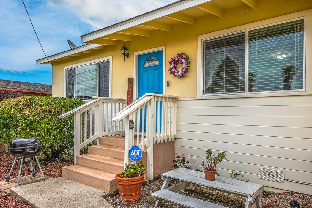 1484 Luxton Street, Seaside, CA 93955 Sotheby's International Realty