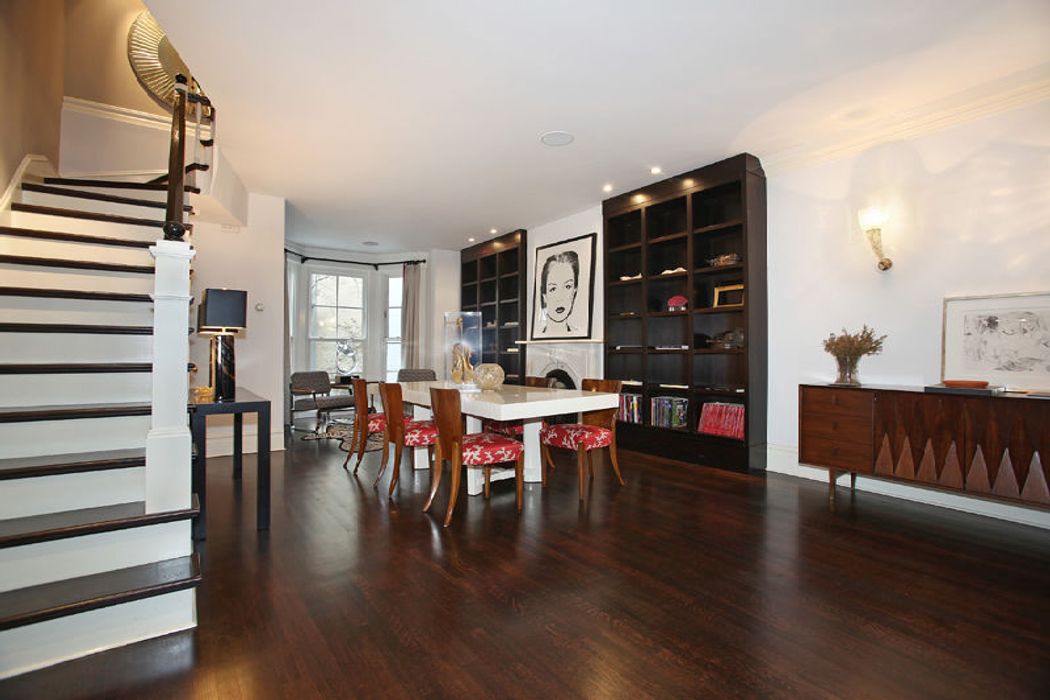 Renwick Triangle Classic New York, NY 10003 Sotheby's International