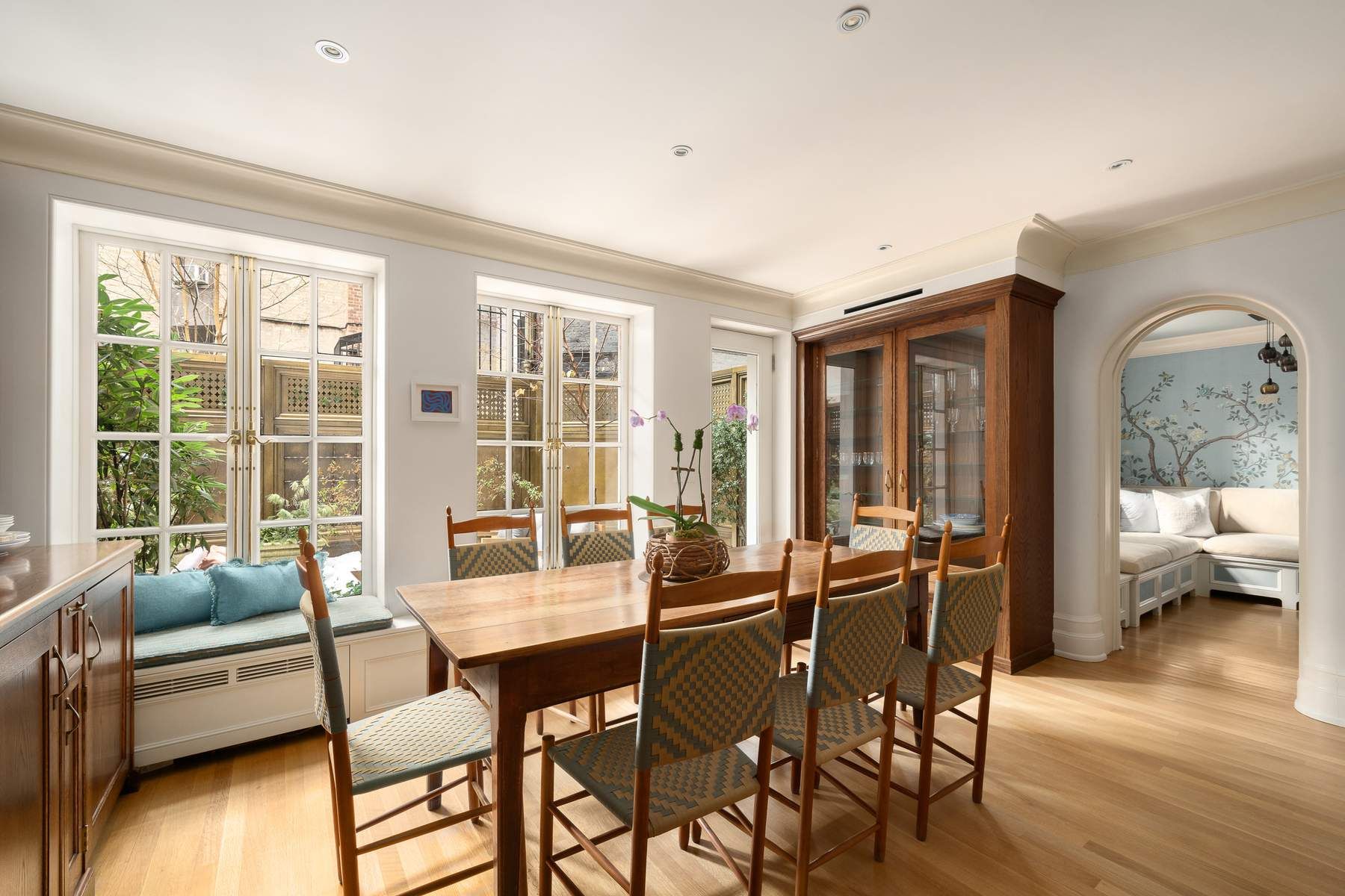 41 Riverside Drive, New York, NY 10023