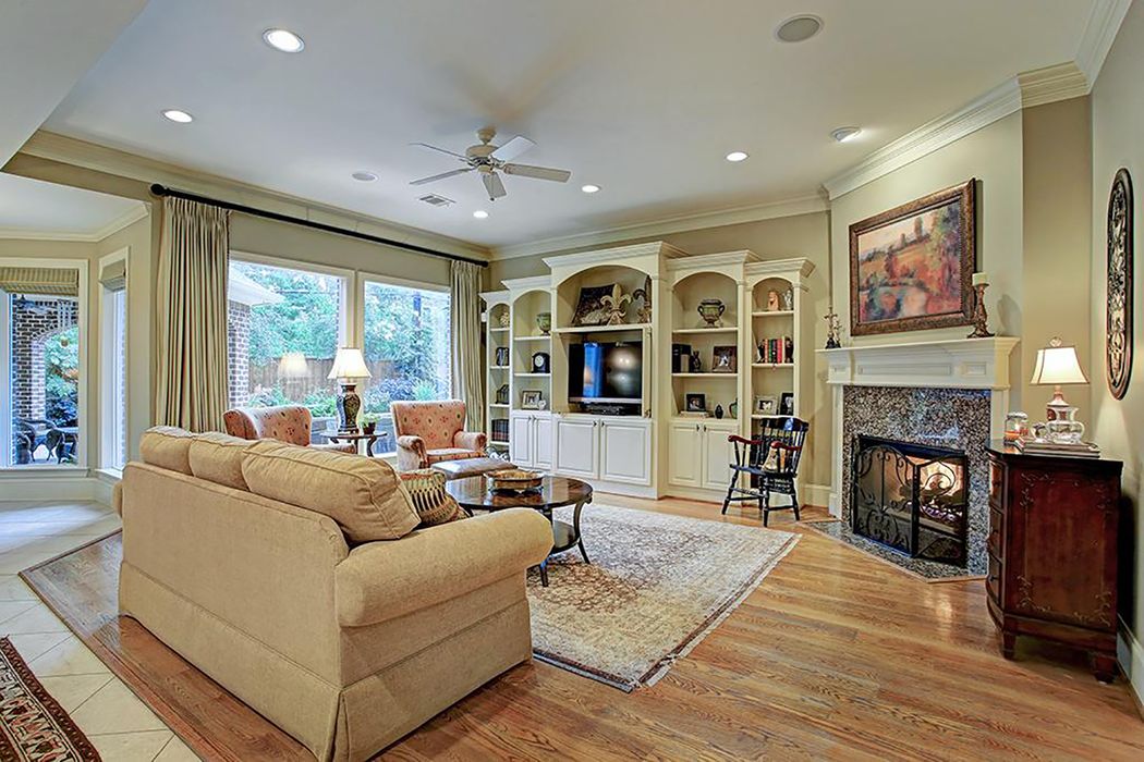 12102 Rip Van Winkle Drive, Houston, TX 77024 Martha Turner Sotheby's