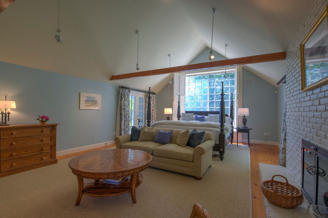 4 Marchant Avenue, Hyannis Port, MA 02647 Sotheby's International