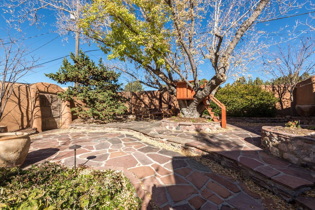 566 And 568 Camino Del Monte Sol, Santa Fe, NM 87505 Sotheby's