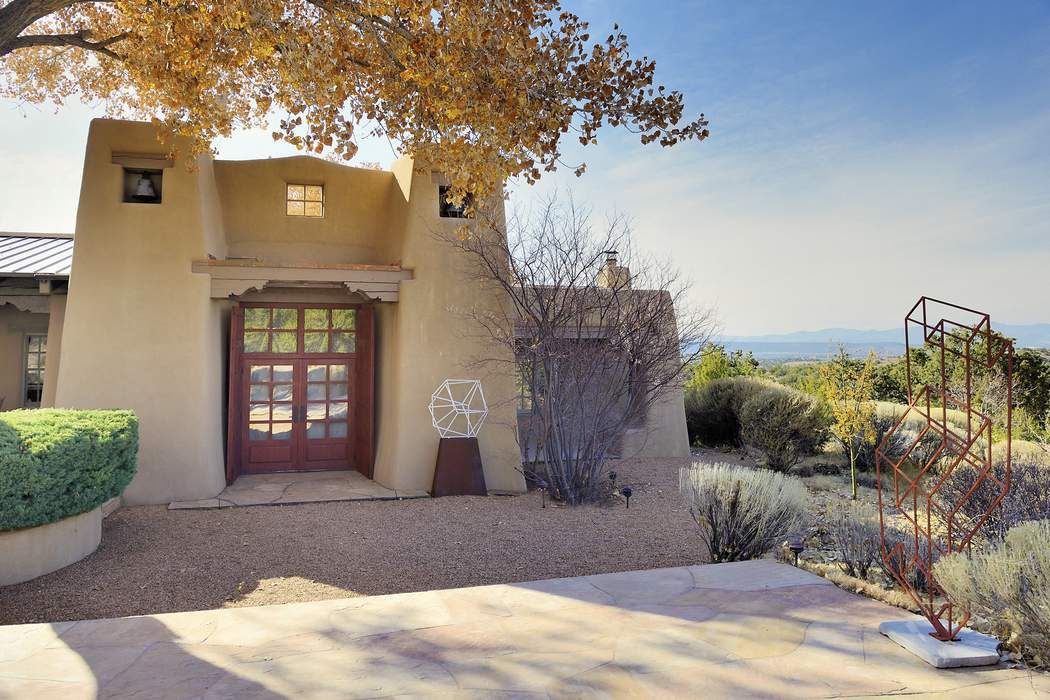 22 Vuelta Chamisa, Santa Fe, NM 87506 Sotheby's International Realty