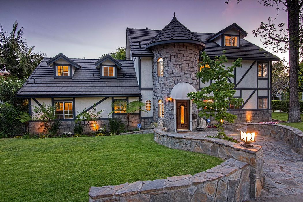 932 West Road, Glendale, CA 91202 Sotheby's International Realty, Inc.