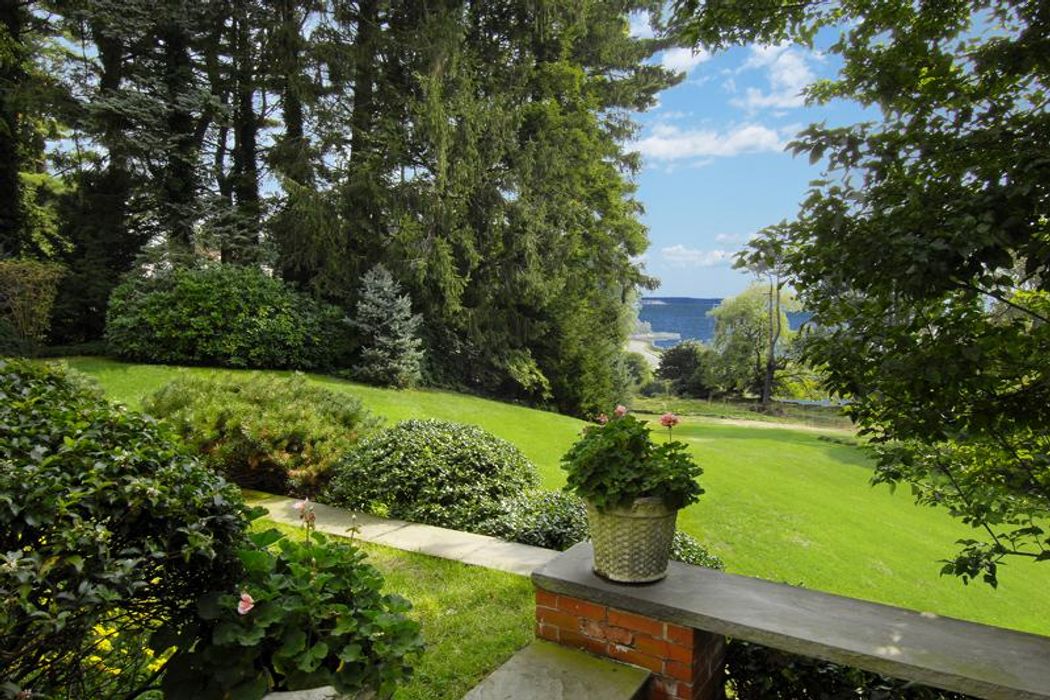 Belle Haven Estate Greenwich, CT 06830 Sotheby's International Realty