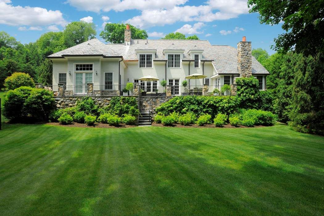 9 Chieftans Road, Greenwich, CT 06831 Sotheby's International Realty