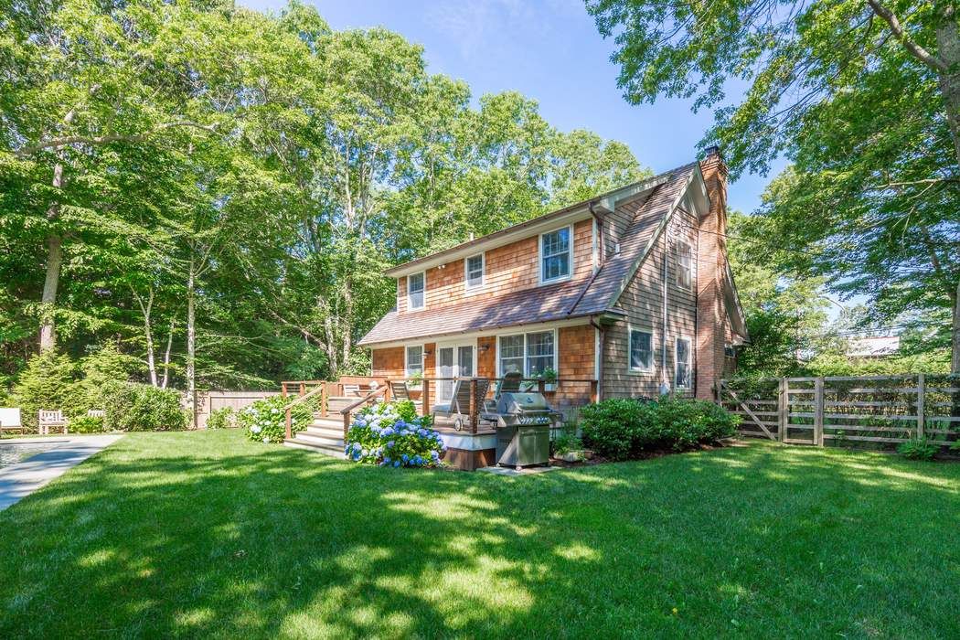 17 Grove Street, Amagansett, NY 11930 Sotheby's International Realty