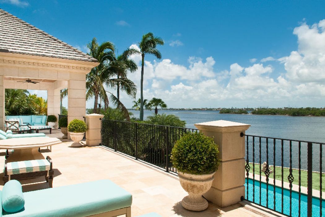 Lakefront Estate Palm Beach, FL 33480 Sotheby's International Realty