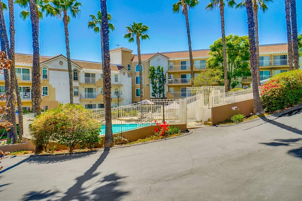 4755 Templeton Street 2203, Los Angeles, CA 90032 Sotheby's