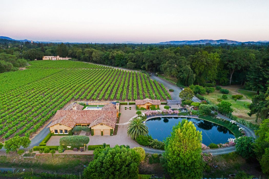 938 Country Club Ln , Sonoma, CA 95476 Sotheby's International Realty