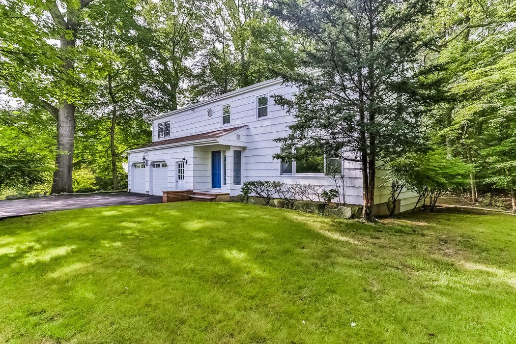 26 Sundance Drive, Cos Cob, CT 06807 Sotheby's International Realty, Inc.