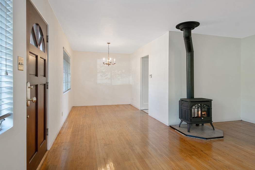 413 Rosalie Drive, Sonoma, CA 95476