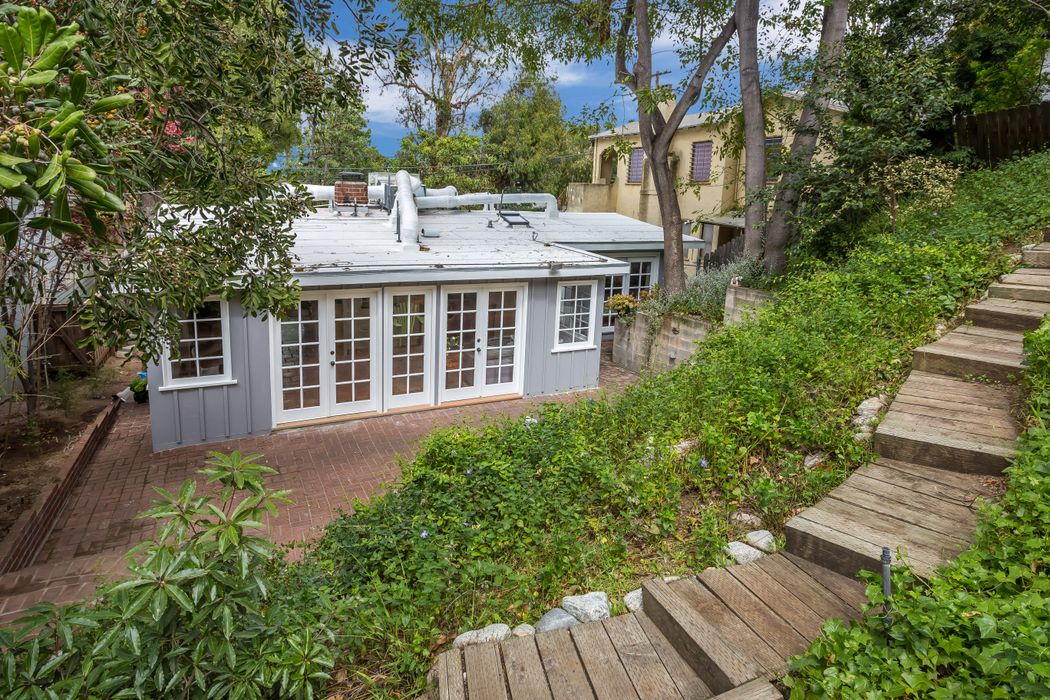 8821 Lookout Mountain Avenue, Los Angeles, CA 90046 Sotheby's