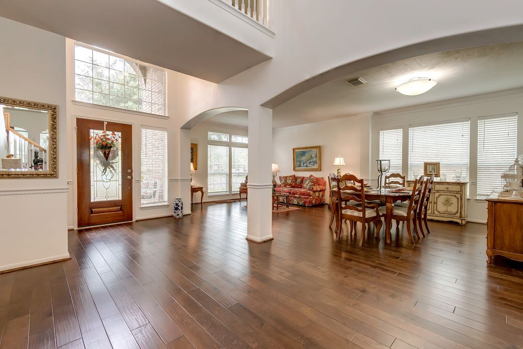 2403 Blue Water Bay Drive Katy Tx 77494 Sotheby S