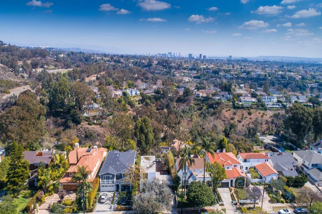 1132 Chautauqua Boulevard, Pacific Palisades, CA 90272 | Sotheby's ...