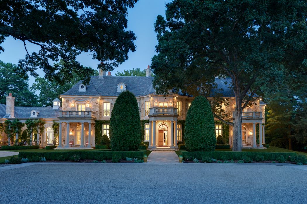 471 Lake Avenue, Greenwich, CT 06830 Sotheby's International Realty, Inc.