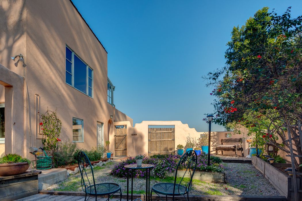 1831 Cerro Gordo Street, Los Angeles, CA 90026 Sotheby's