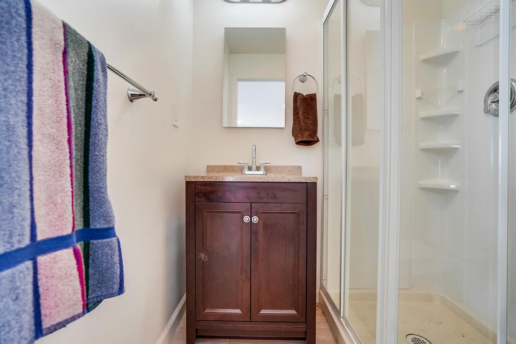 2134 El Sereno Avenue Altadena, CA 91001