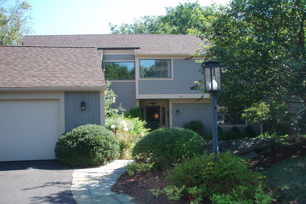 621 West Lyon Farm Drive, Greenwich, CT 06831 Sotheby's International