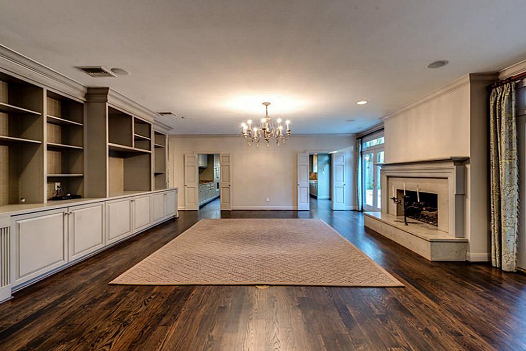 6007 Green Tree Road, Houston, TX 77057 Martha Turner Sotheby's