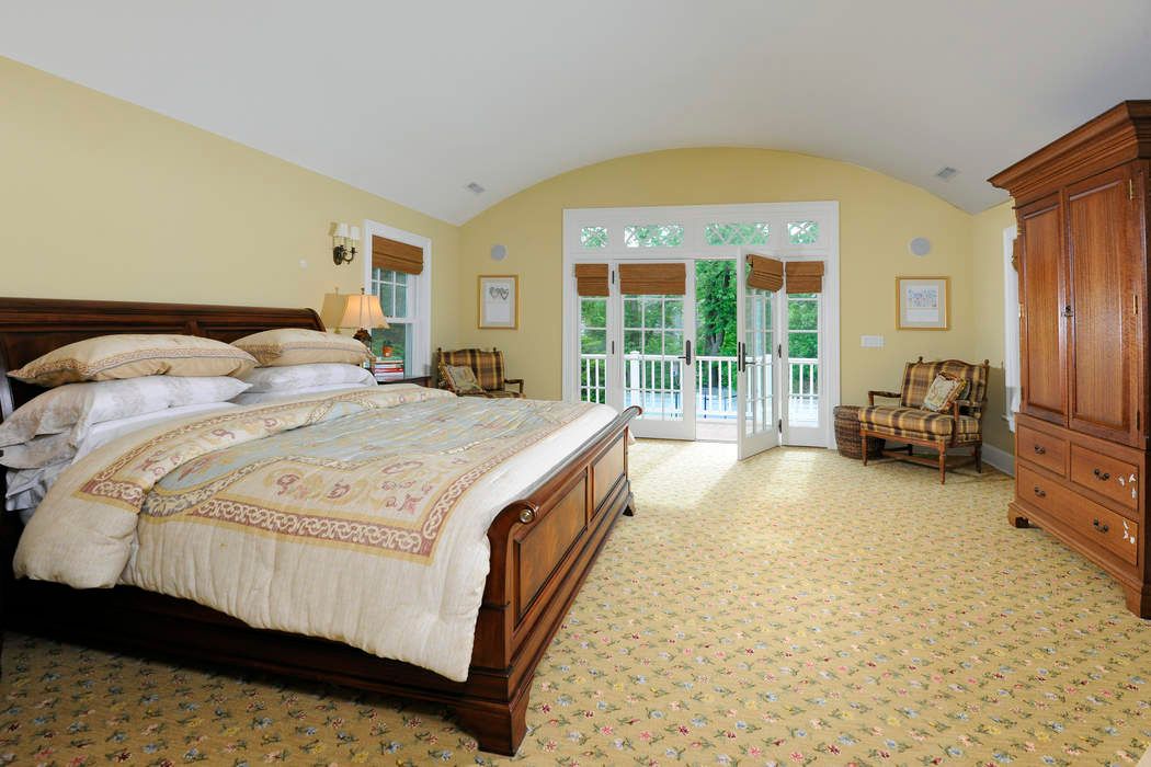 55 Park Avenue, Old Greenwich, CT 06870 Sotheby's International