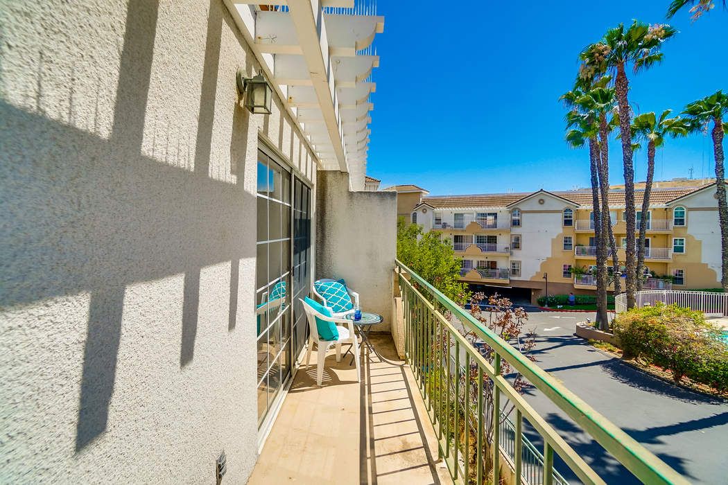 4755 Templeton Street 2203, Los Angeles, CA 90032 Sotheby's