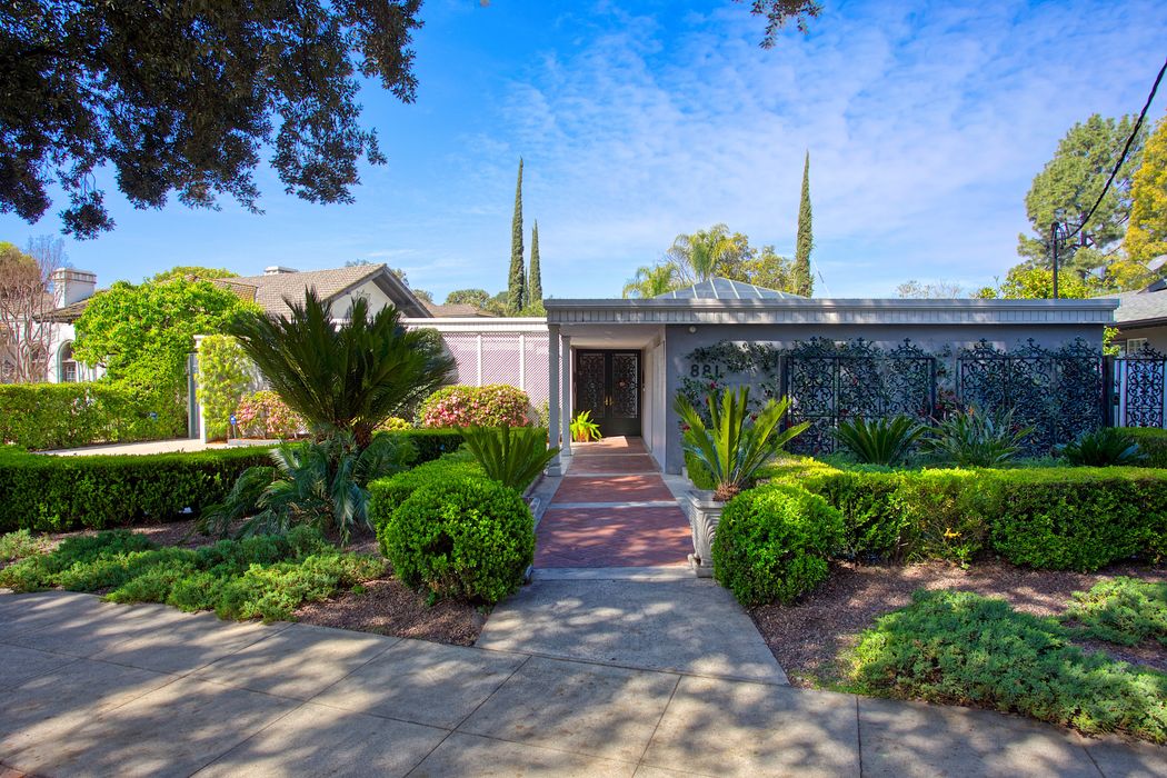 881 South Grand Avenue, Pasadena, CA 91105 Sotheby's International