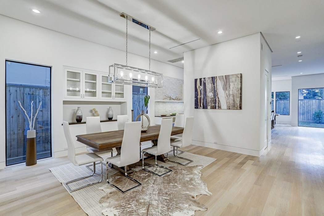 3114 Quenby Avenue Houston Tx 77005 Sotheby S International