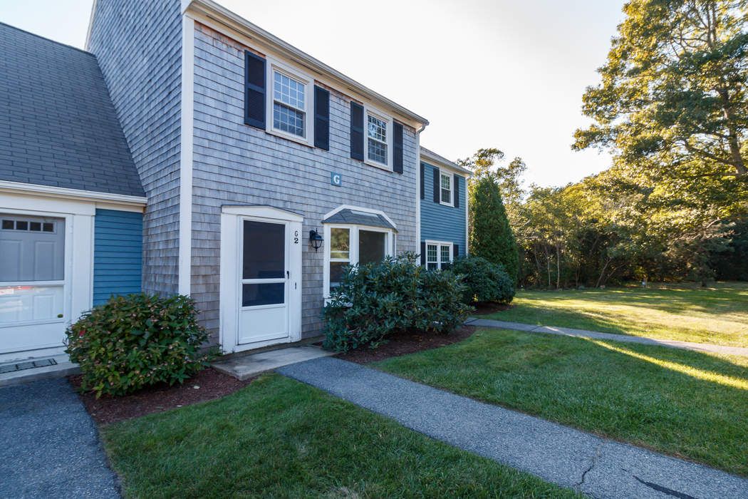 36 Atkins Road, G2, East Sandwich, MA East Sandwich, MA 02537 Sotheby