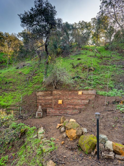 1831 Cerro Gordo Street, Los Angeles, CA 90026 Sotheby's