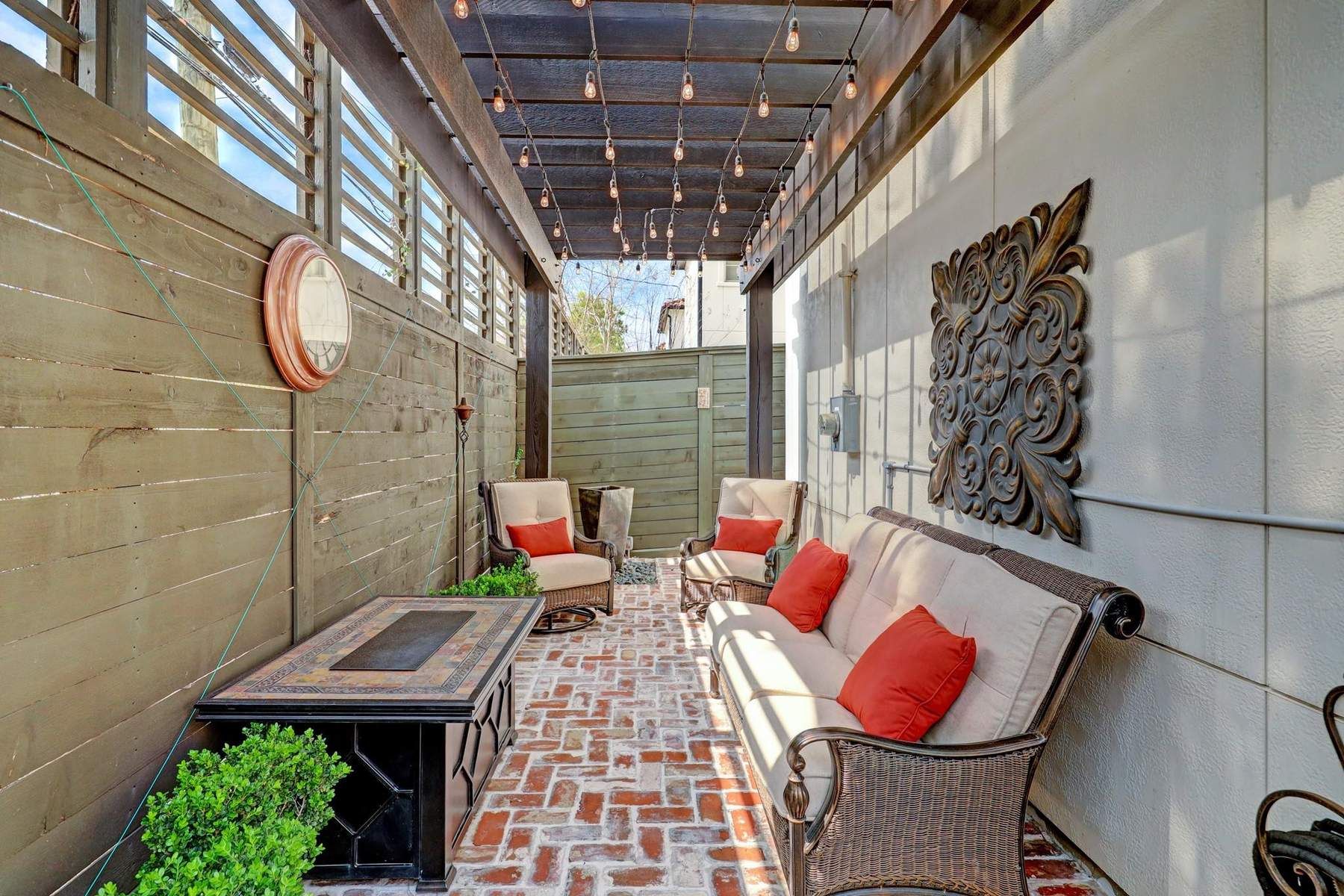 7517 Awty School Lane, Houston, TX 77055