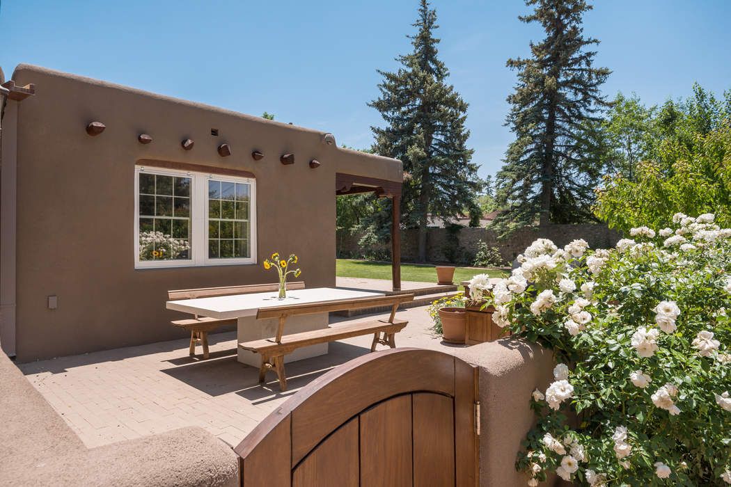 544 Canyon Road, Santa Fe, NM 87501 Sotheby's International Realty, Inc.