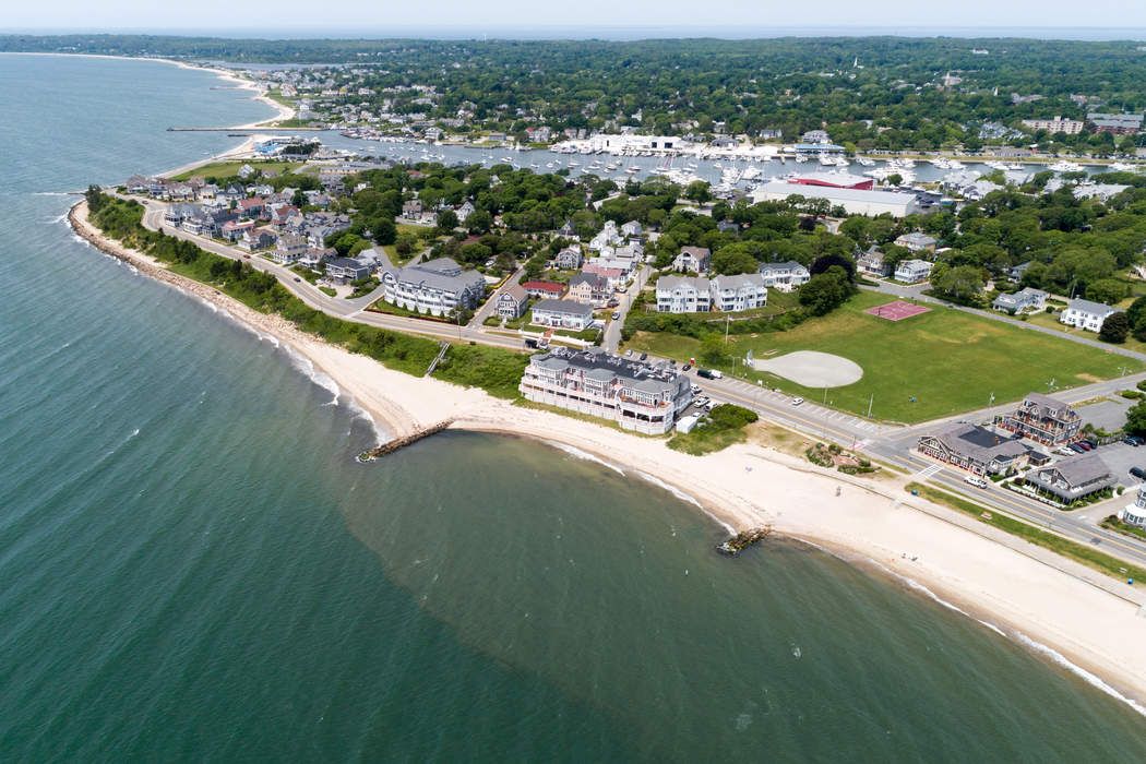 39 Grand Avenue, Falmouth Heights, MA 02540 Sotheby's International