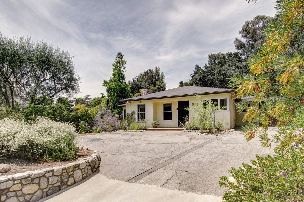 527 La Loma Road, Pasadena, CA 91105 Sotheby's International Realty, Inc.