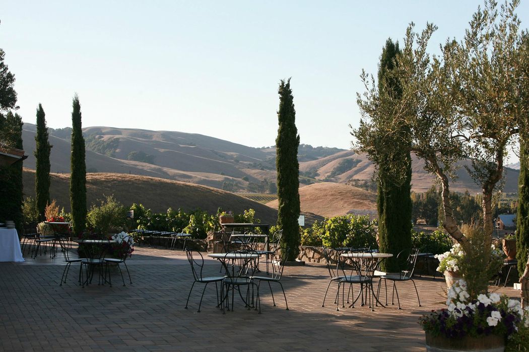 25200 Arnold Drive, Sonoma, CA 95476 Sotheby's International Realty, Inc.