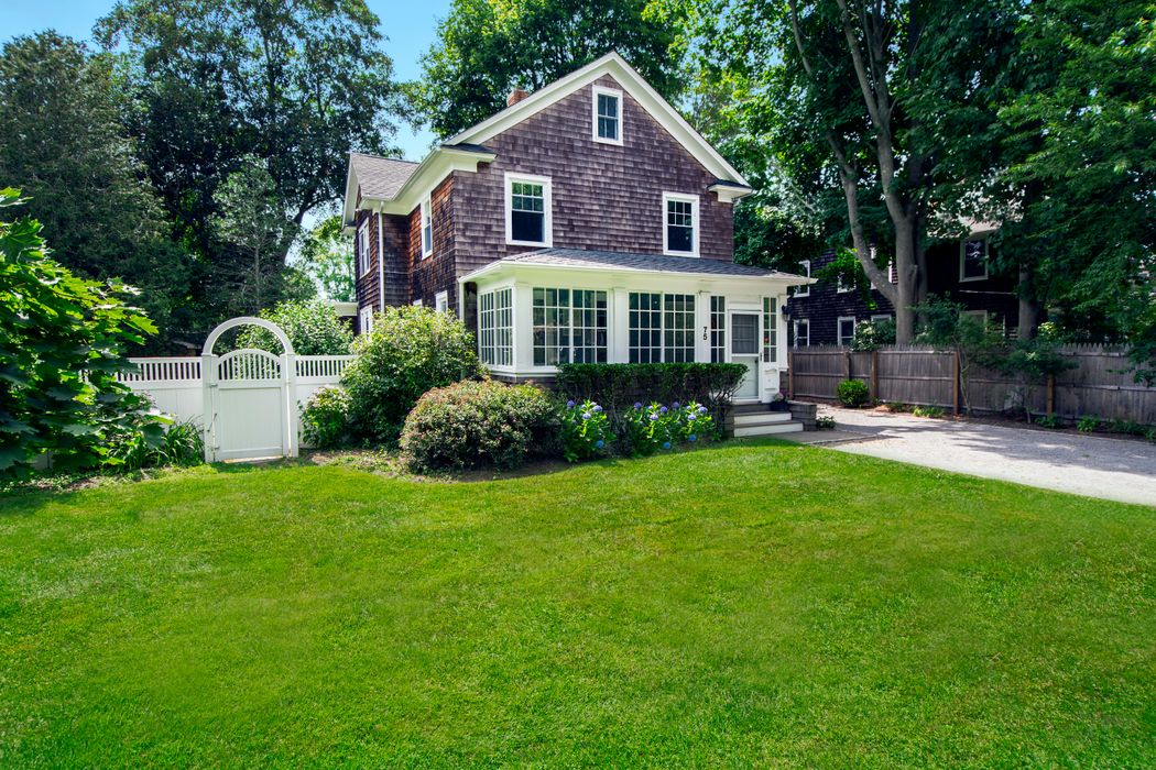 Southampton Village Classic Southampton, NY 11968 Sotheby's