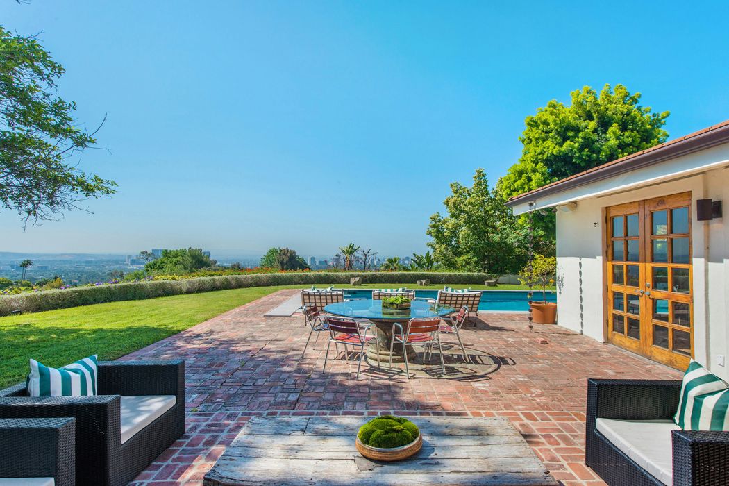 1320 Beverly Grove Place, Beverly Hills, CA 90210 Sotheby's